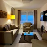 Apartment Chance Buekfuerdo